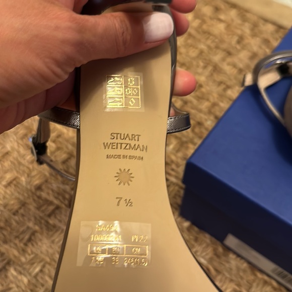 New in box Stuart Weitzman size 7.5 - Picture 6 of 7